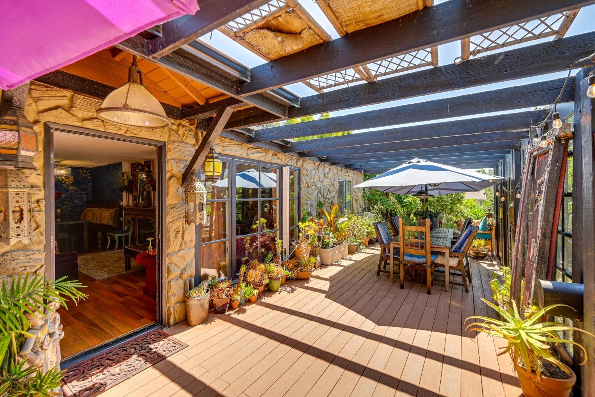 Bohemian Wonderland Benicia Bungalow With Pergola! Eksteriør billede